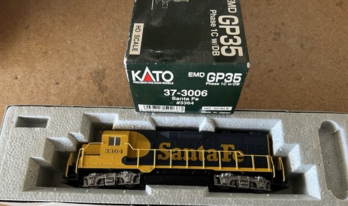 KATO Japan EMD GP35 Santa Fe 3364 Lokomotive HO Motor 37-3006 | Zustand: Used