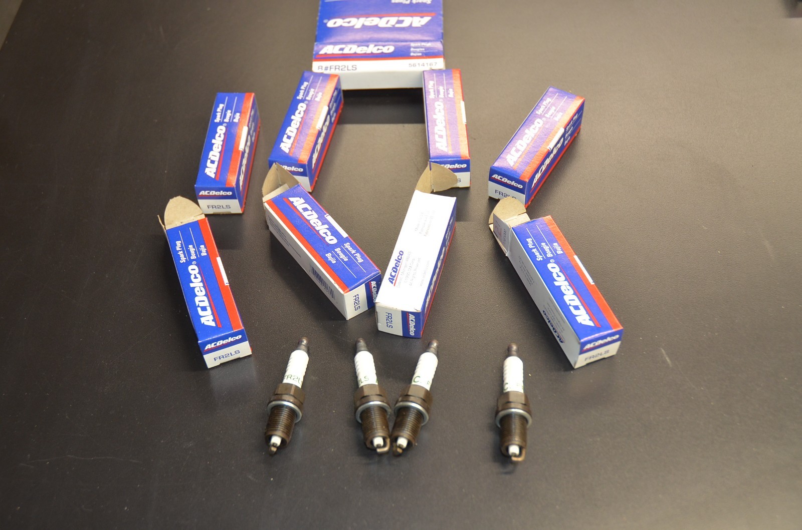 AC Delco FR2LS  Spark Plugs 8 NOS GM# 5614167 1990-1993 Corvette ZR1