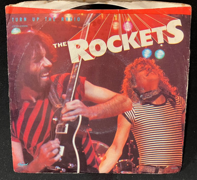 THE ROCKETS - TURN UP THE RADIO/ CAN'T SLEEP  45