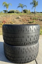 Set of TWO BRAND NEW 325/35ZR22 (114Y) Pirelli P Zero Trofeo R Tires 3253522