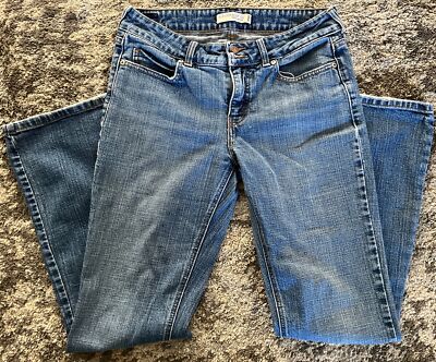 Flattering Levi s 526 Women Slender Boot Cut Jeans Sz 8