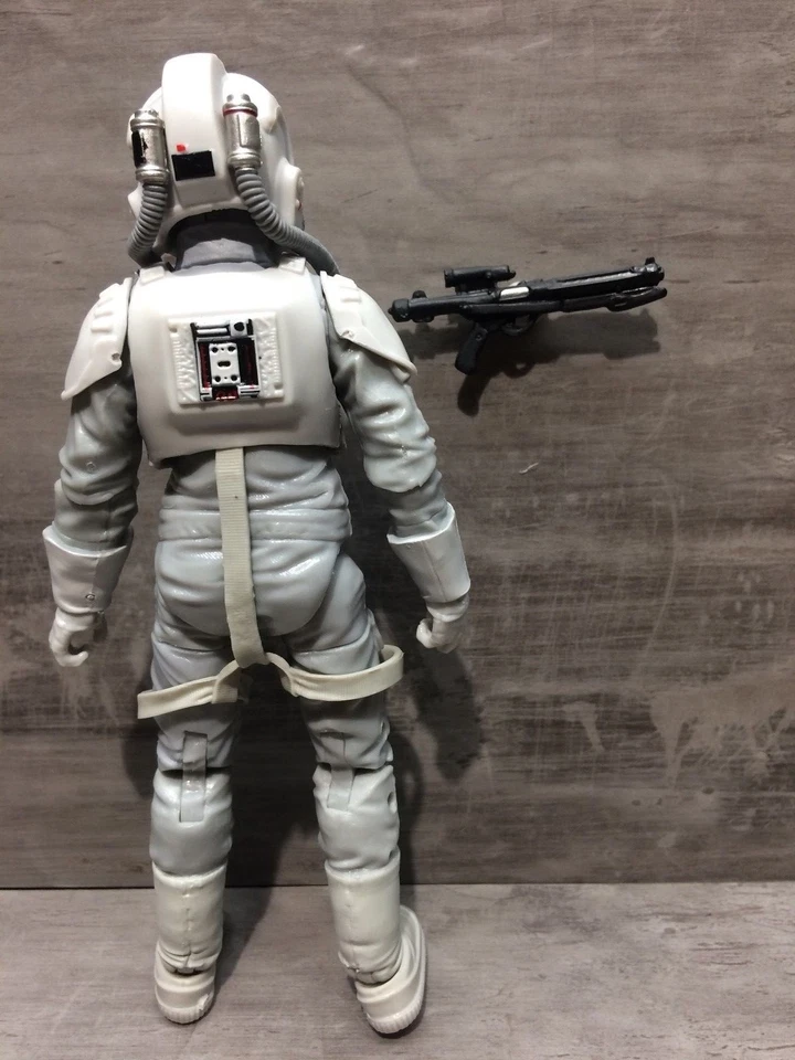 STAR WARS THE BLACK SERIES 31 IMPERIAL AT AT DRIVER 6" SCALE LOOSE - Image 3 of 4