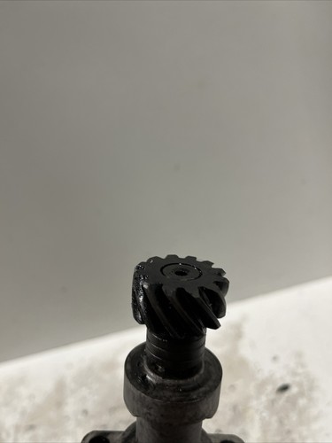 Isuzu Trooper Oil Pump Eng Type 4Jg2 Genuine 3.1Td 125Hp 2000 - Picture 4 of 10