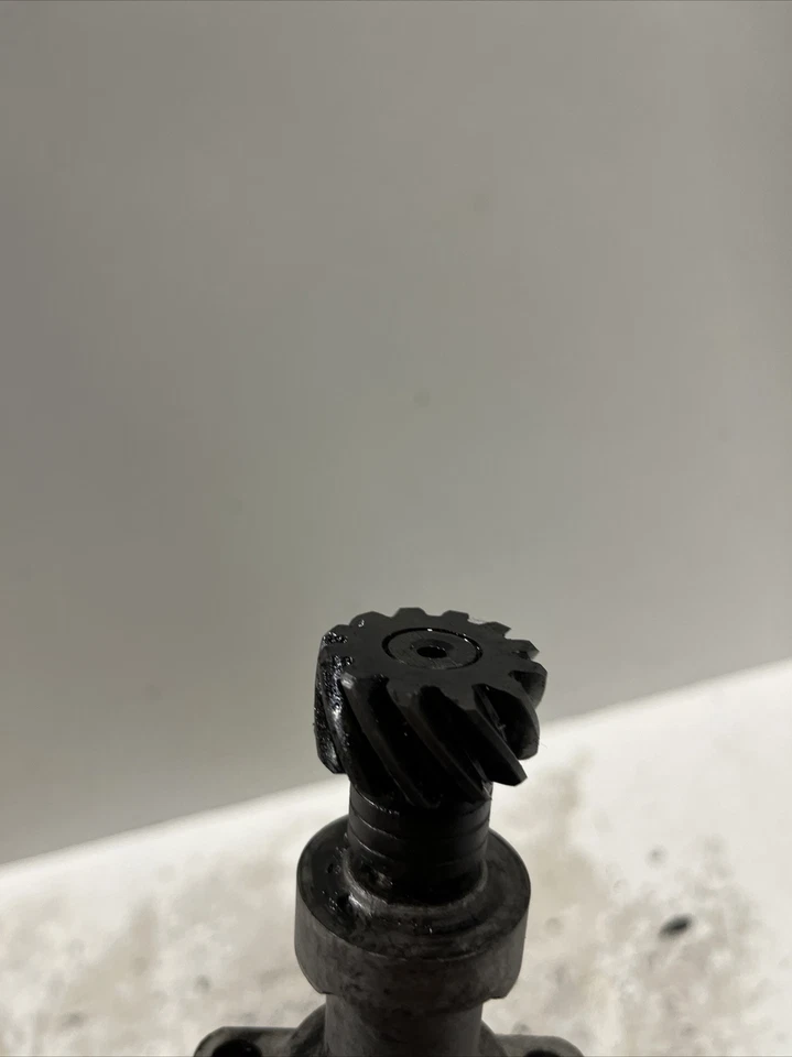 Isuzu Trooper Oil Pump Eng Type 4Jg2 Genuine 3.1Td 125Hp 2000 - Image 4 of 4