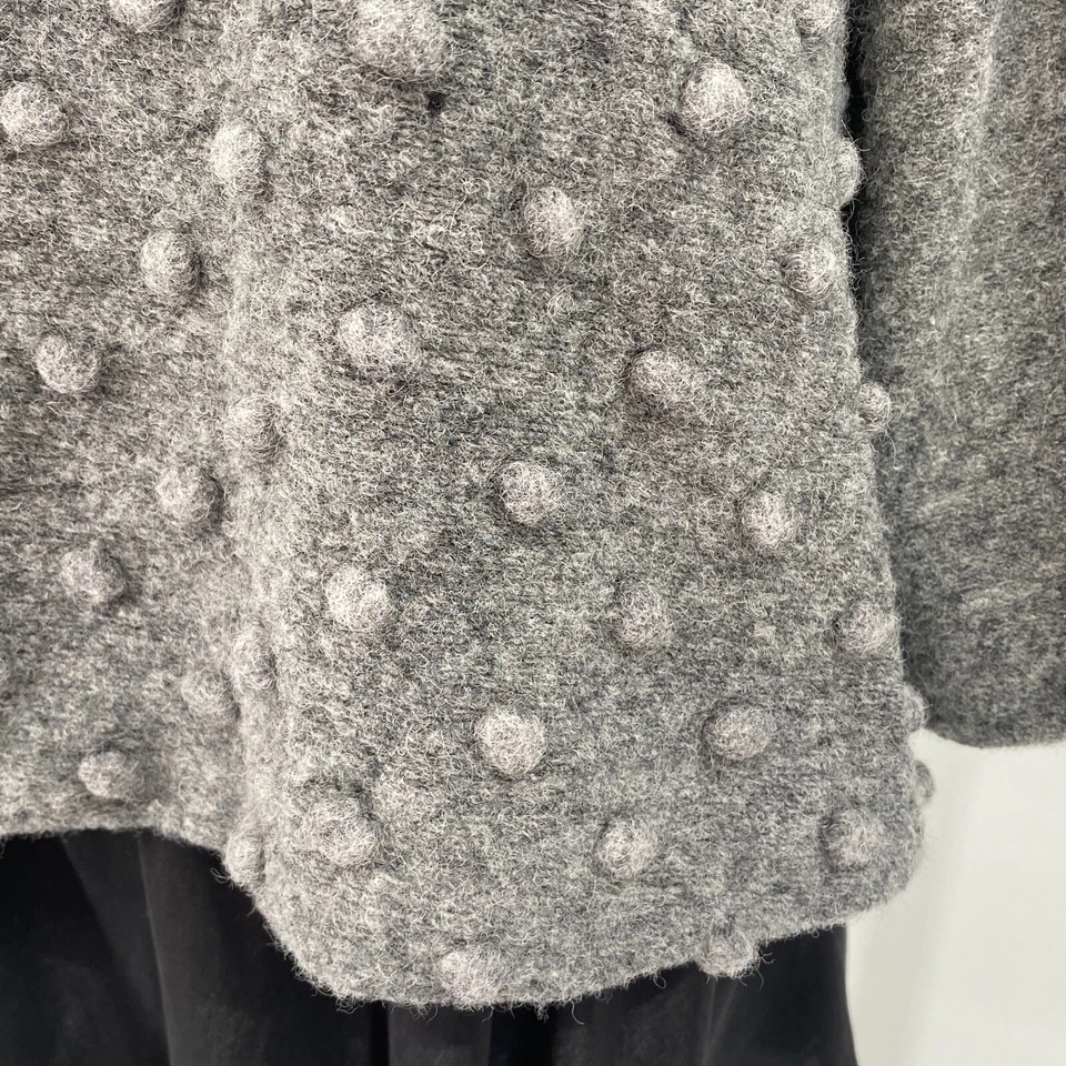 Top corto Amadi Anthropologie Kiara con volantes XL mezcla de lana virgen texturizado en capas Foto 4 de 4