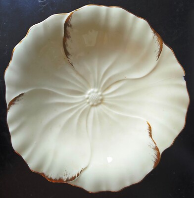 Mikasa Ivory Bone China 24 Karat Gold Trim Flower Pedestal Stand 2001.