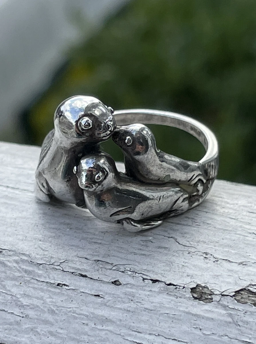 Rare Kabana 925 sterling silver Seal family 3D ring