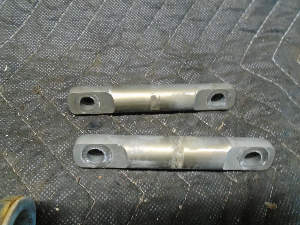 2013 11-15 Polaris Rmk Assault 800 Front Upper Left Control A Arm 2204426-458 - Image 4 of 4