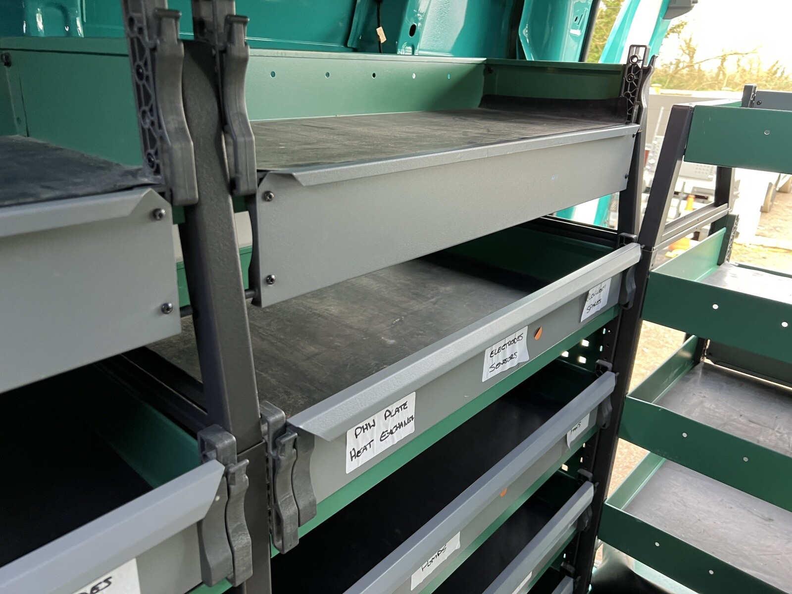 VAN RACKING SHELVING BOTT SORTIMO VAN SHELVING SHELVES VICE 🚛
