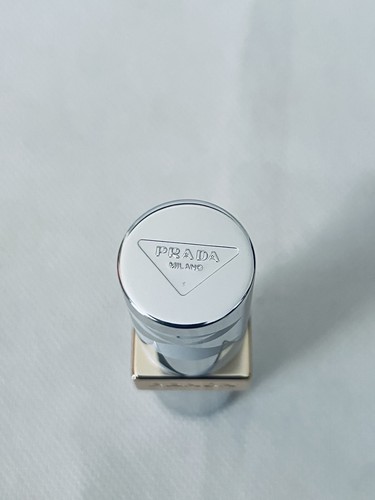 Prada Hyper Matte Monochrome Lipstick LIMITED EDITION B03 ~ Mahagoni 3,8G Neu ohne Karton - Bild 5 von 6