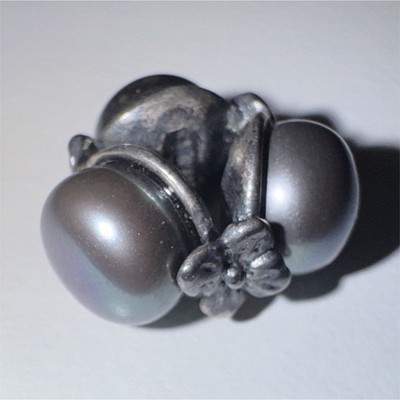 Authentic Trollbeads Retired Triple Pearl Black  Bead Charm