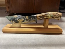VINTAGE HANDMADE FIXED BLADE KNIFE COLLECTIBLE DEER WITH DISPLAY STAND