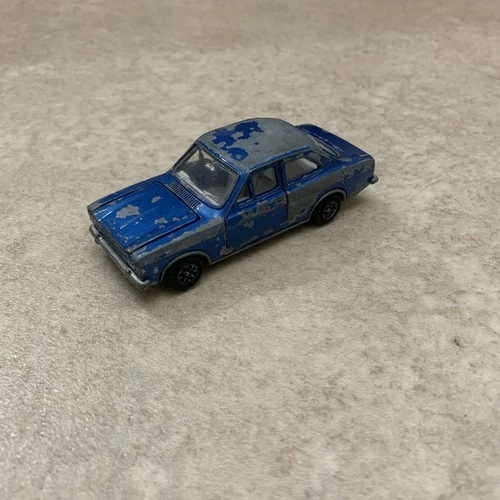 DINKY FORD ESCORT MARK 1 2-DOOR METALLIC BLUE #168 VINTAGE 1974/5 DIECAST
