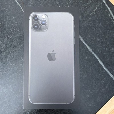 Apple iPhone 11 Pro Max box with with Box and Wired Earphones
