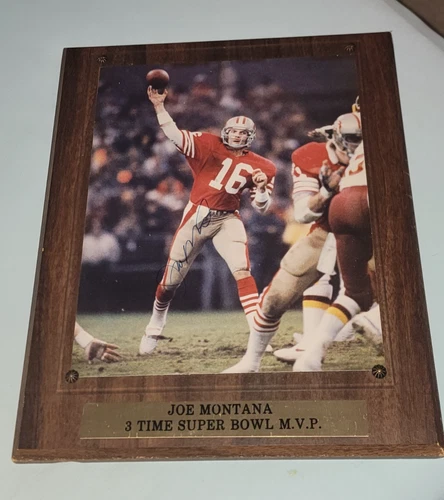 Joe Montana San Francisco 49ers NFL Autographed 8x10 Photo In Plaque