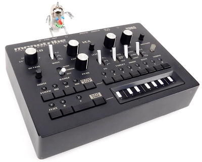 Korg Monotribe Analog Synthesizer Desktop+ Guter Zustand + Garantie
