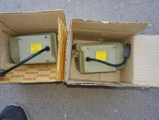 Porsche 928 NOS Foglamps Bosch L&R 0 305 401 001, 0 305 401 002