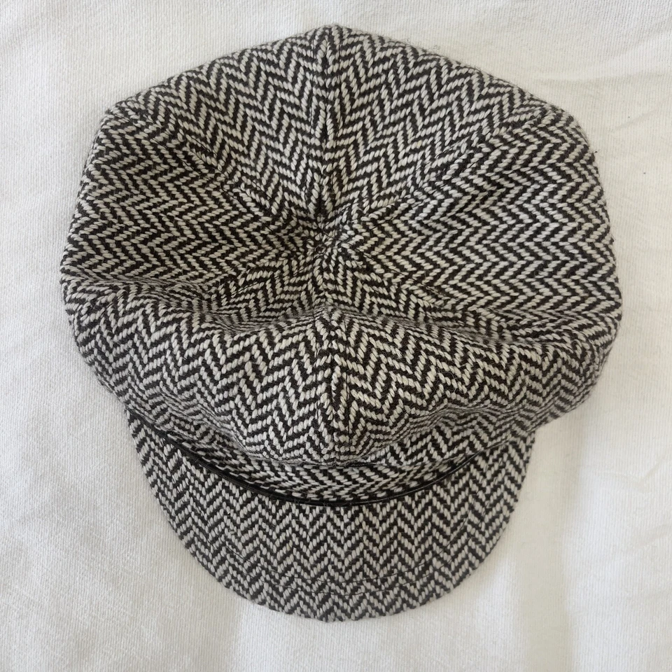 Gorra deportiva ajustada talla única Nine & Co by Nine West para mujer Foto 2 de 4