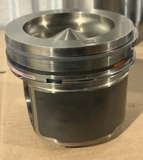 John Deere Piston-Liner Kit JD DZ D2118014-2724A RE 529264 thumbnail 6