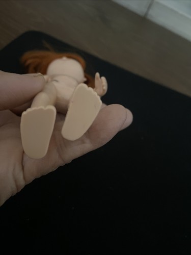 Madeline Eden Toys Madeline Puppe nackt Bauchnarbe 8 Zoll - Bild 5 von 5