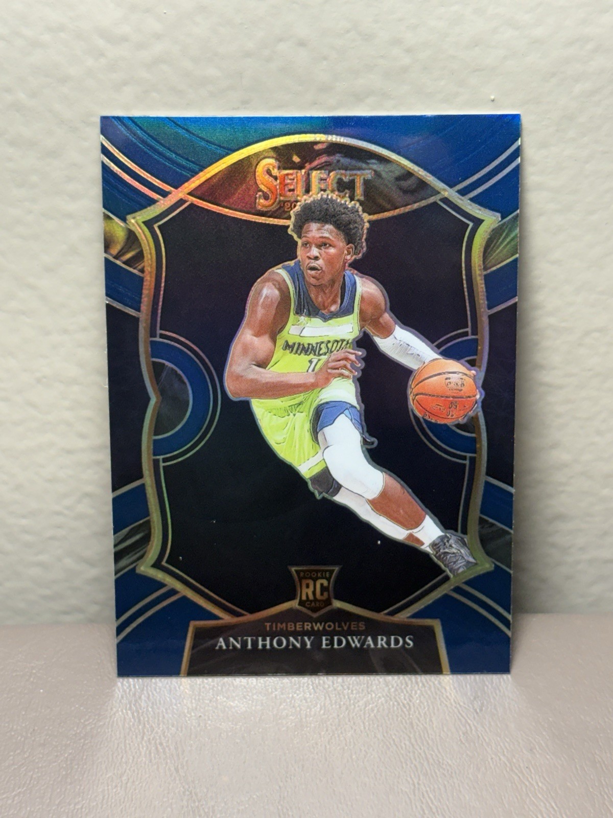 2020-21 Panini Select - Concourse Anthony Edwards #61 Blue Prizm (RC)