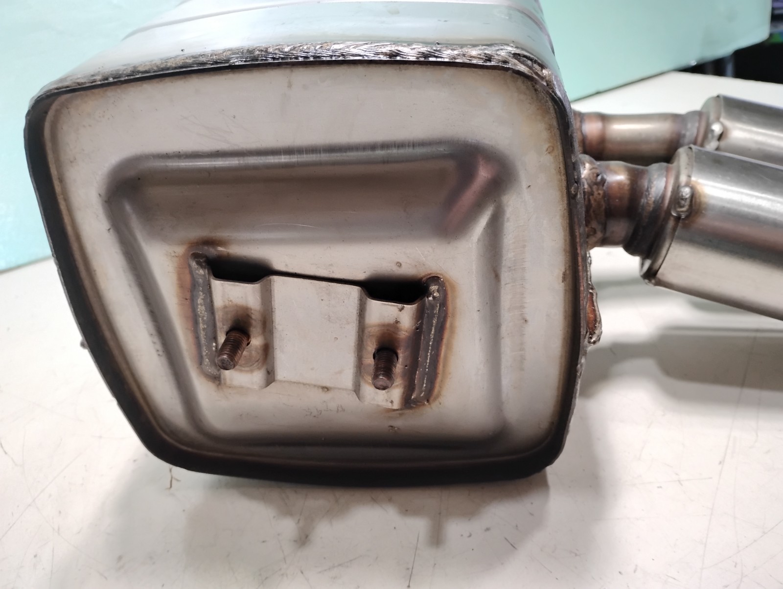 Maserati 4200 Engine Exhaust Muffler Silencer_184816_Rear Left Side_GENUINE OE