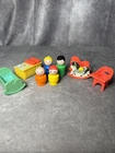 Vintage Fisher Price Little People Nursery Set w/Baby #761 1972