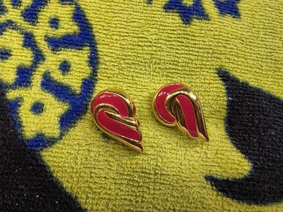 Vintage Hot Pink Enamel and Gold Tone Metal Teardrop Stud Earrings