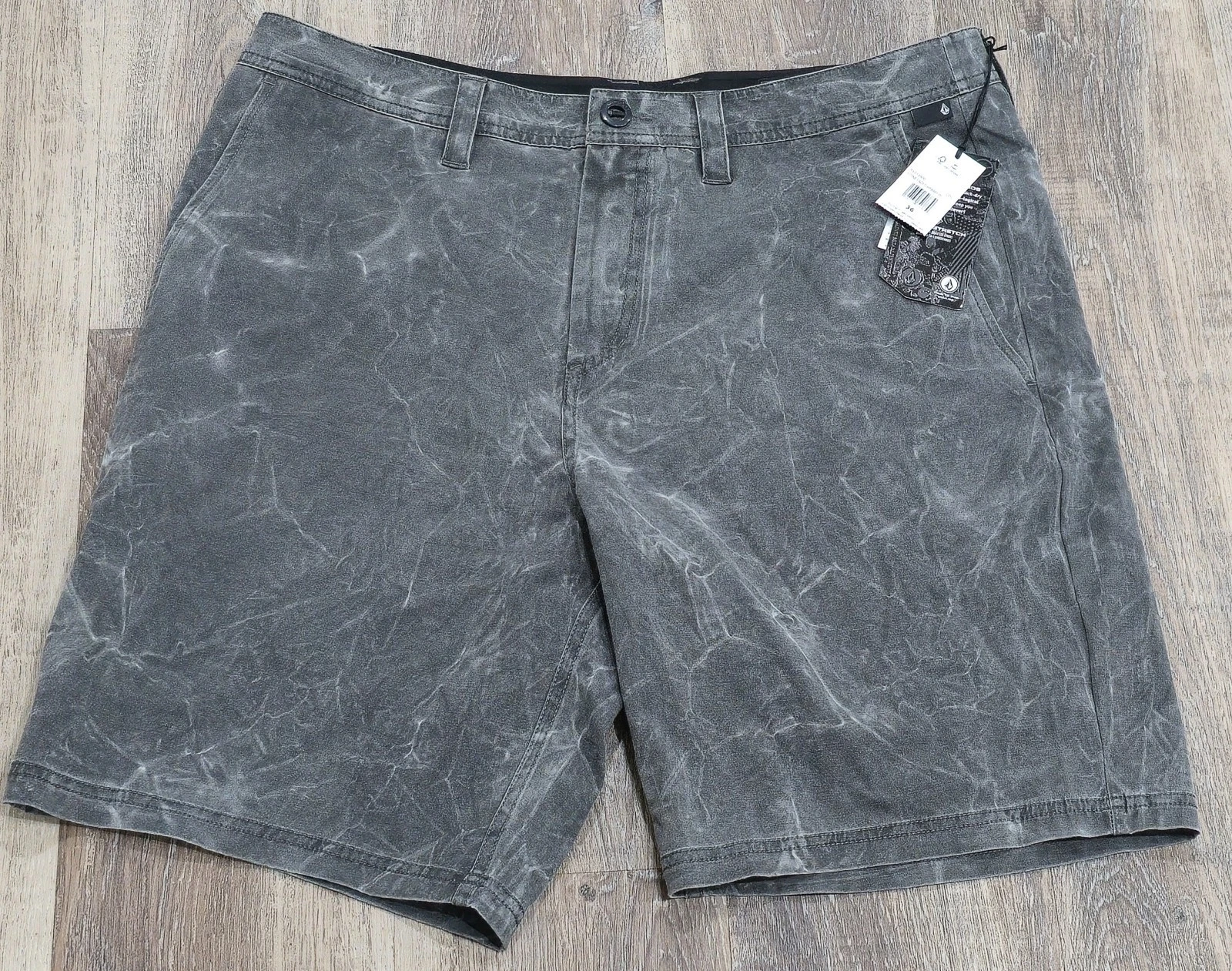 NWT Volcom Gray Stone Faded Hybrid Mens Shorts Sz 36 Quick Dry Stretch Surf NEW