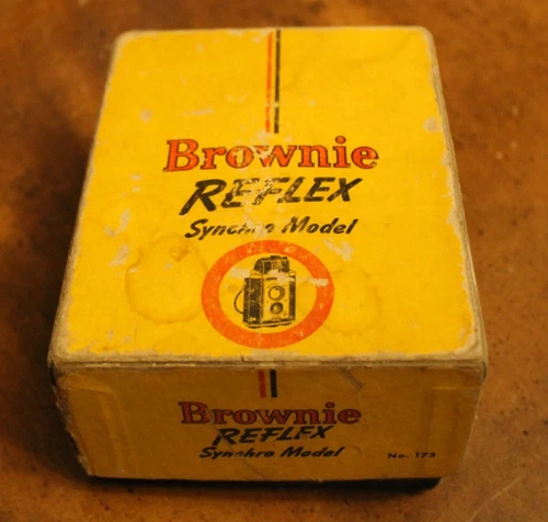 Vintage Eastman Kodak Brownie Reflex Synchro Model Camera w/Box ~ UNTESTED