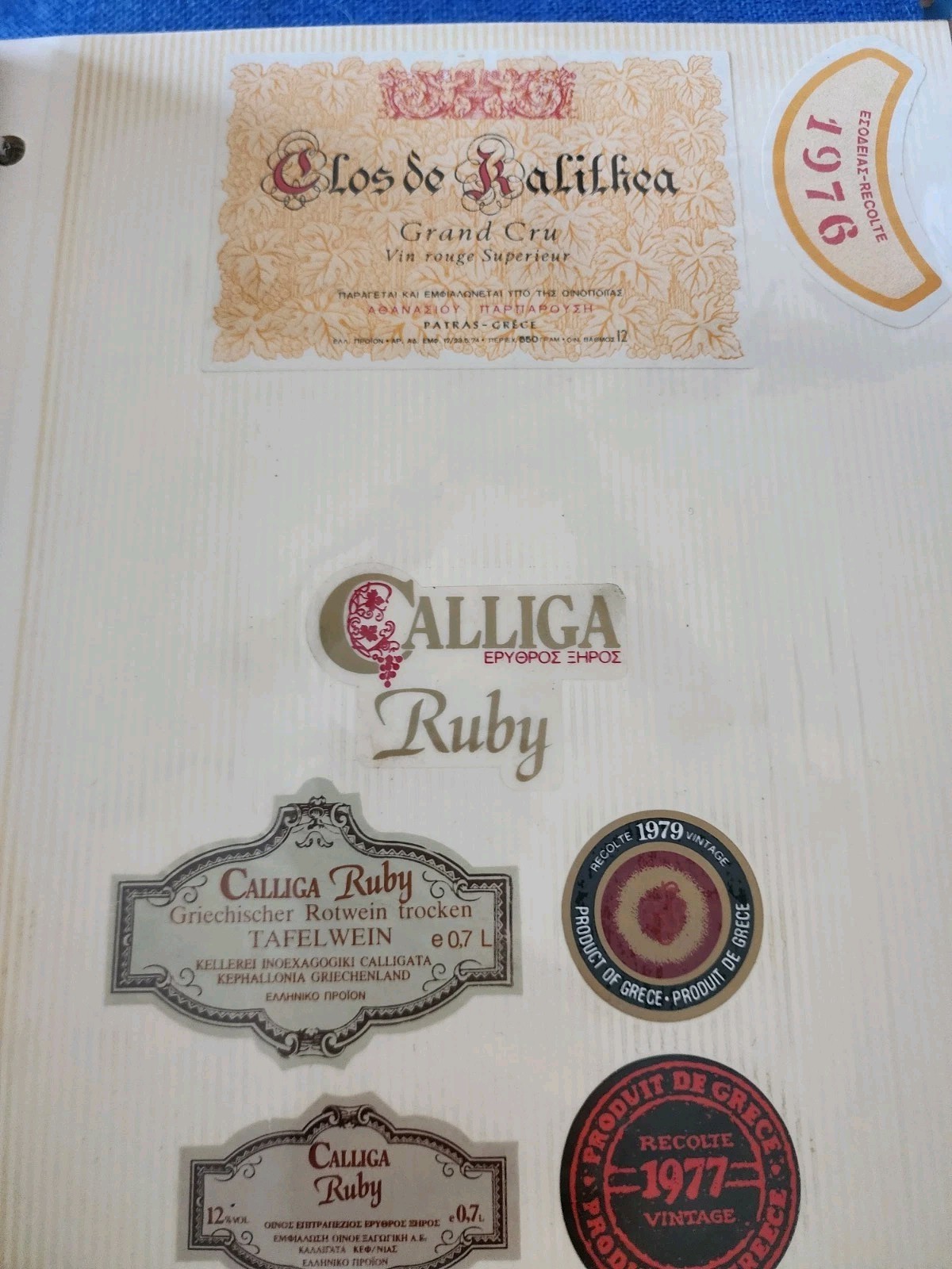 Scrapbook Of 150+ Vintage Wine Labels Many International Huge Collection