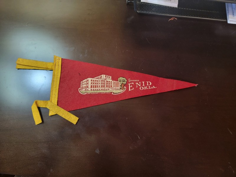 VINTAGE EDIN OKLAHOMA FELT PENNANT