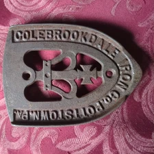 Antique Cast Iron Clothes Iron Holder Wood Stove Top Trivet Pennsylvania Origina