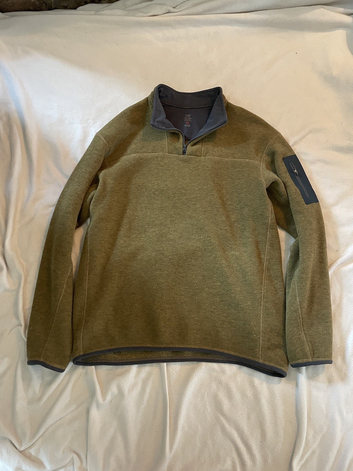 Pile uomo kaki e grigio Arc'teryx 1 4 zip 43” 109cm petto leggero