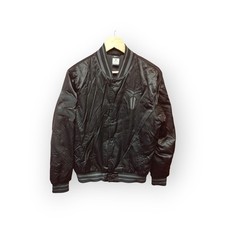 Markenlose Kobe Bryant Snap Bomberjacke, schw...