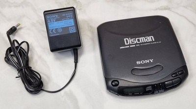 Sony Discman D-141 Tragbarer CD Player Mega Bass Walkman ACE455D und Netzteil