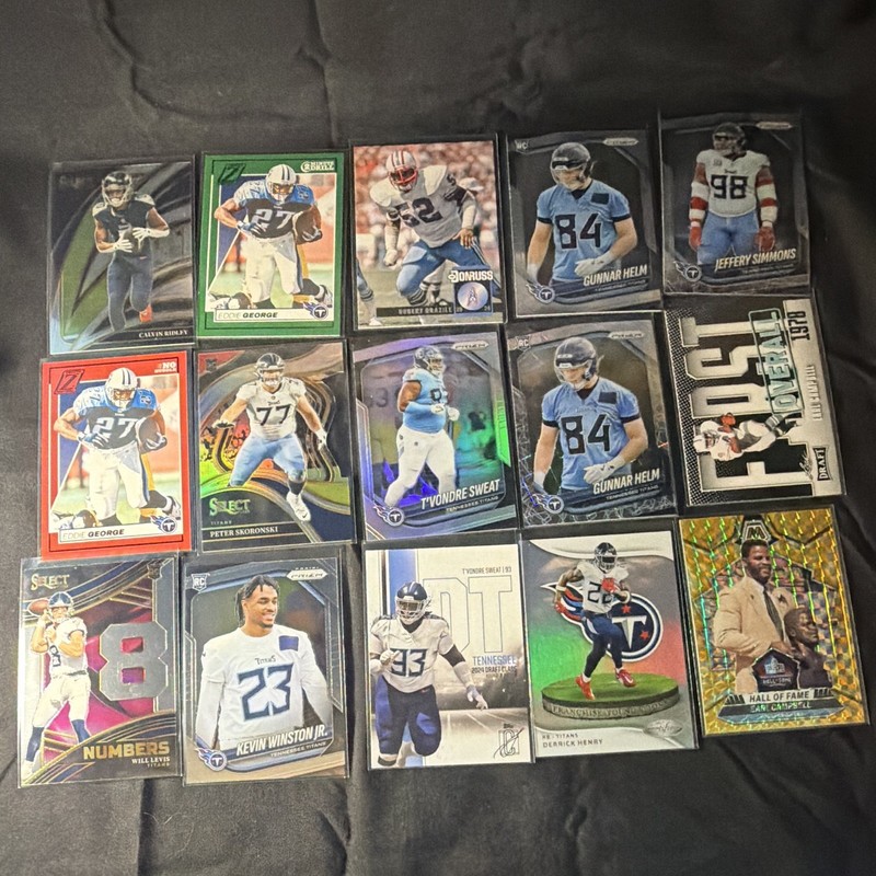  30-card Tennessee Titans lot Select/Prizm/Donruss rookies/inserts