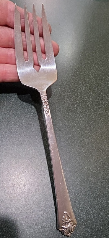 Castle Rose by Royal Crest Sterling Silver Serving Fork 8.25" 54.86g Scrap Wght