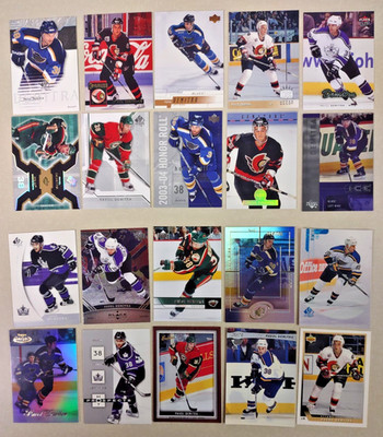 20 Card Lot of Different PAVOL DEMITRA NHL Blues Must for any Collector FREE S&H