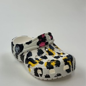 crocs men's classic realtree edge clogs