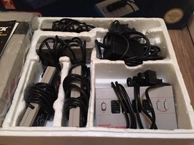 NINTENDO NES SUPER SET PAL ITA BOXATA + SUPER MARIO BROS + TETRIS + WORLD CUP