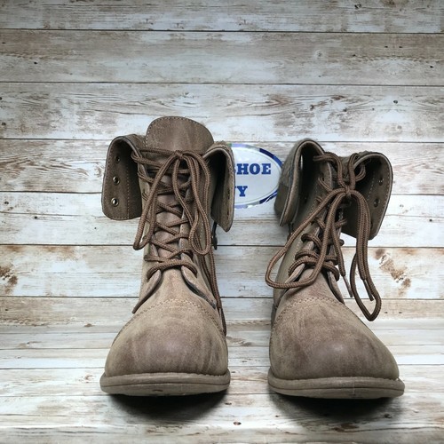 WOMEN'S SIZE 8 BROWN KNIT LINED LACE UP 