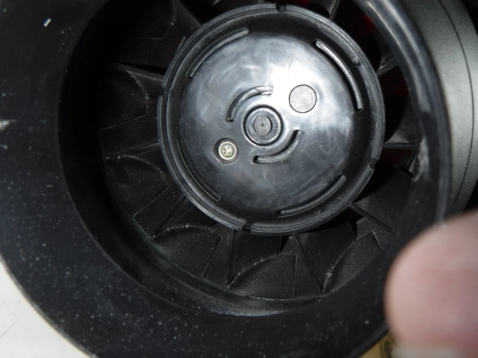 VIVOSUN 4" 190 CFM Inline Duct Ventilation Fan w Variable Speed Controller - Image 4 of 4