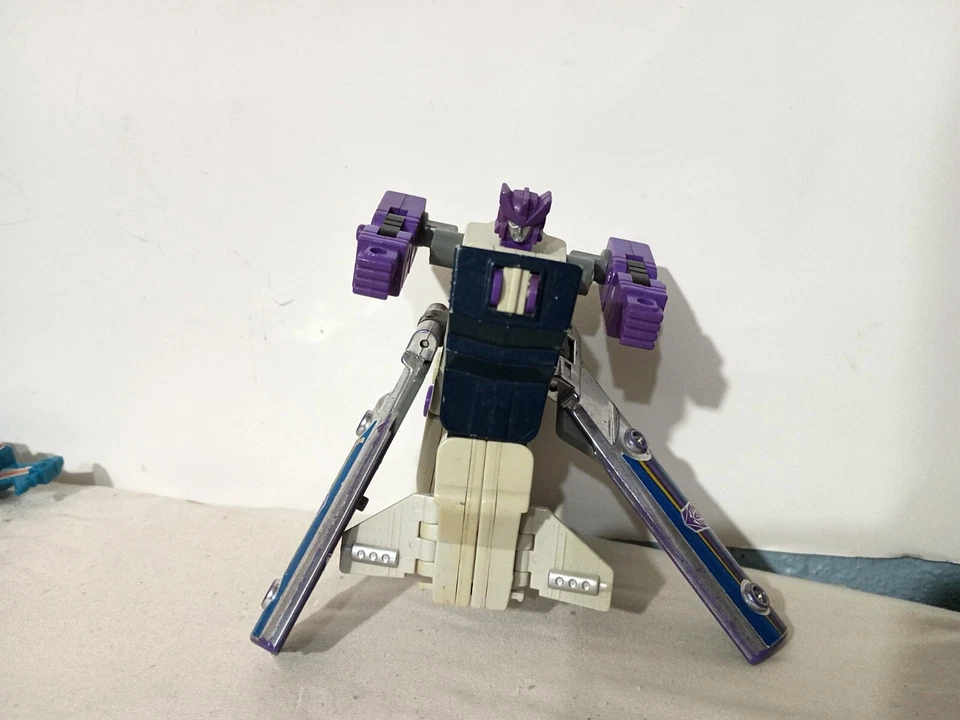 Lote Figuras de Acción Sueltas Hasbro Takara Transformers Generación 1 G1 De Colección Foto 3 de 4