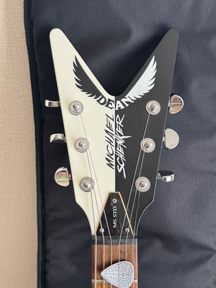 Electric Guitar Dean Michael Schenker MS STD S/N 13030235 Made in