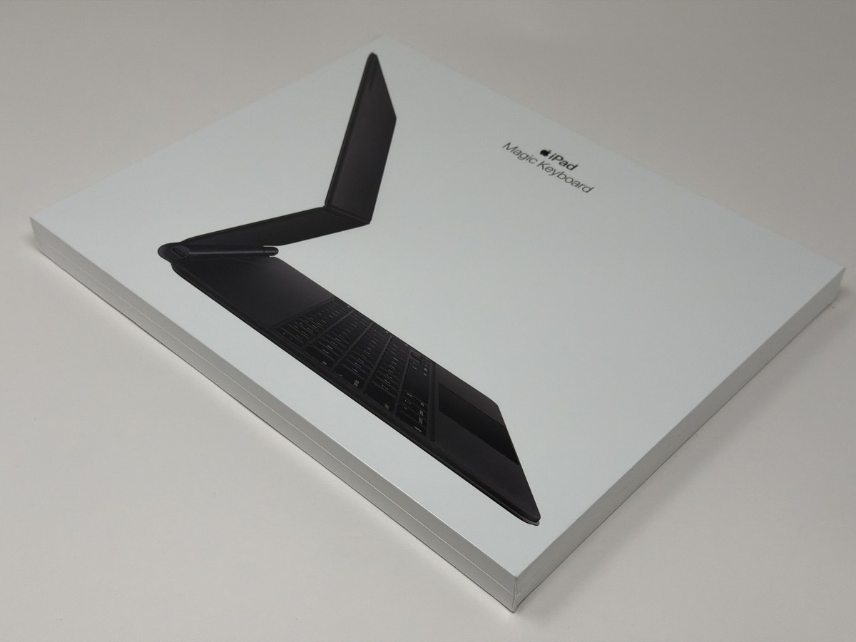 iPadアクセサリー iPad Magic Keyboard Black MJQK3LL Apple MJQK3LL/A Magic Keyboard for iPad Pro 12.9inch 5th