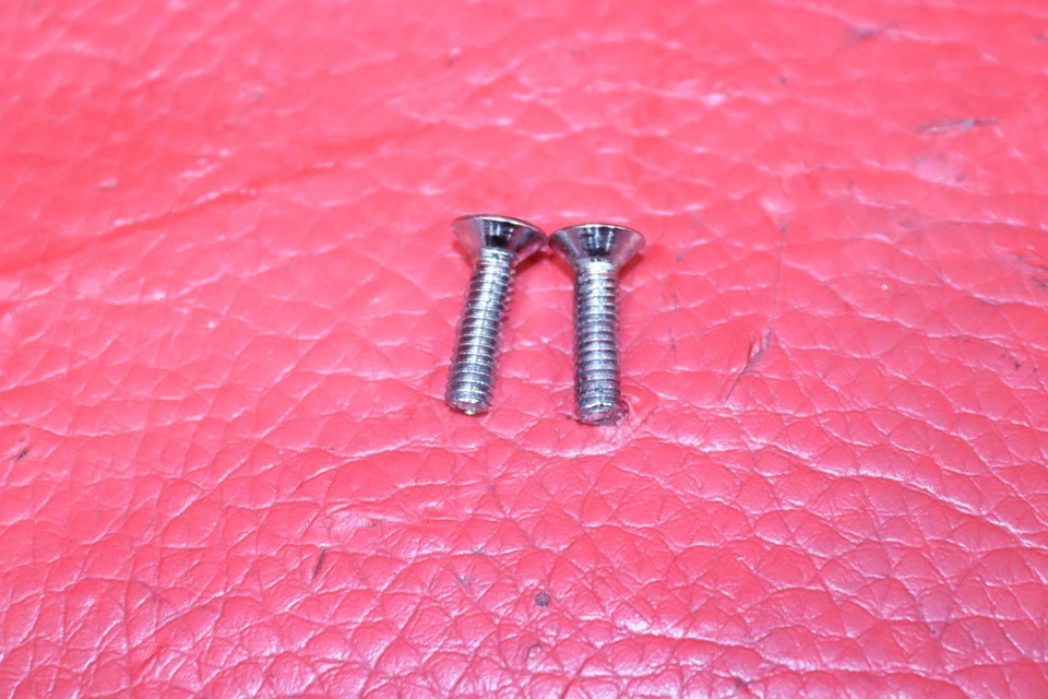 Harley-Davidson Road King Firefighter 2002 SE EFI FLHRI cilindro maestro delantero Foto 3 de 4