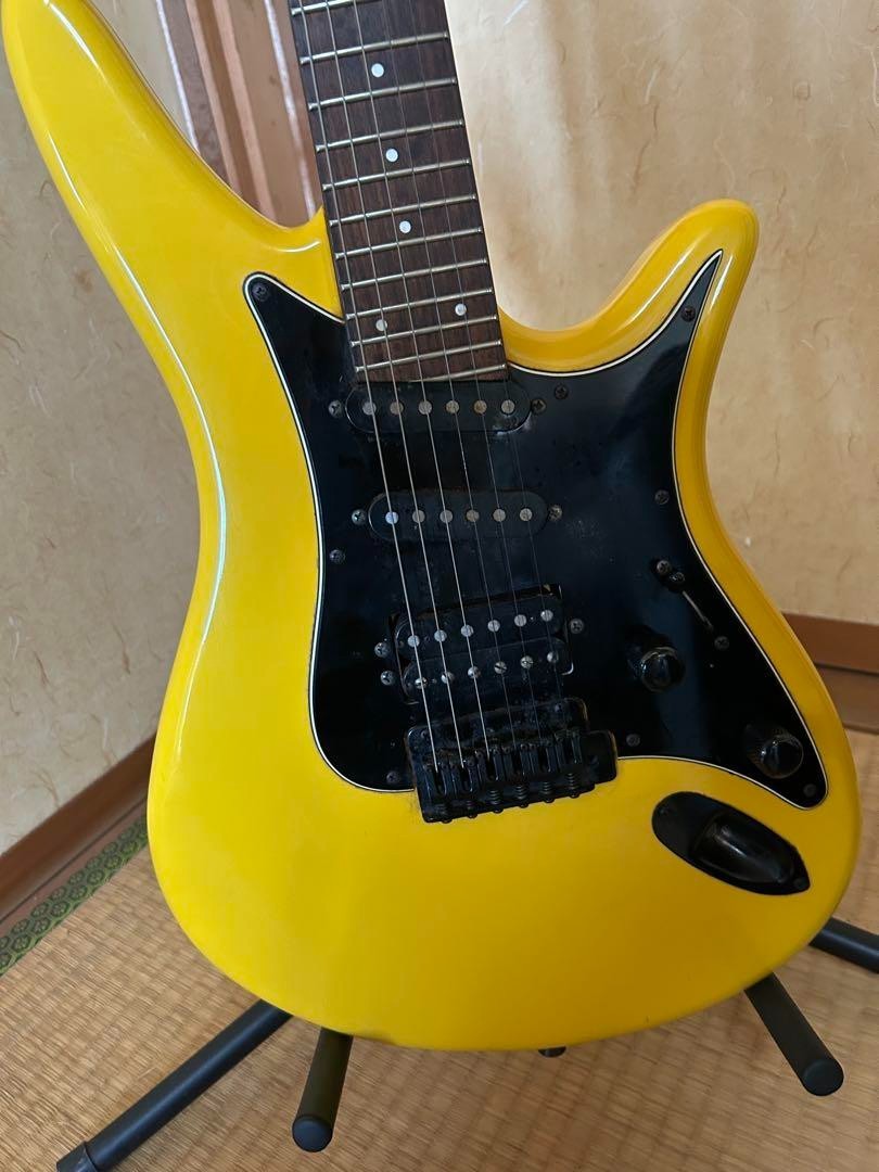 YAMAHA エレキギター　1990年代　日本製　希少色 Yamaha Electric Guitar 1990 Made in Japan Color From JAPAN