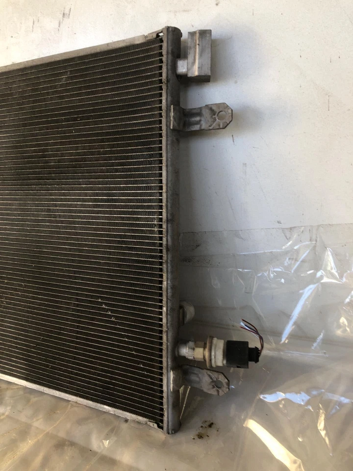 Audi A6 Avant Quattro 2006 aire acondicionado aire acondicionado aire acondicionado condensador radiador OEM Foto 2 de 4