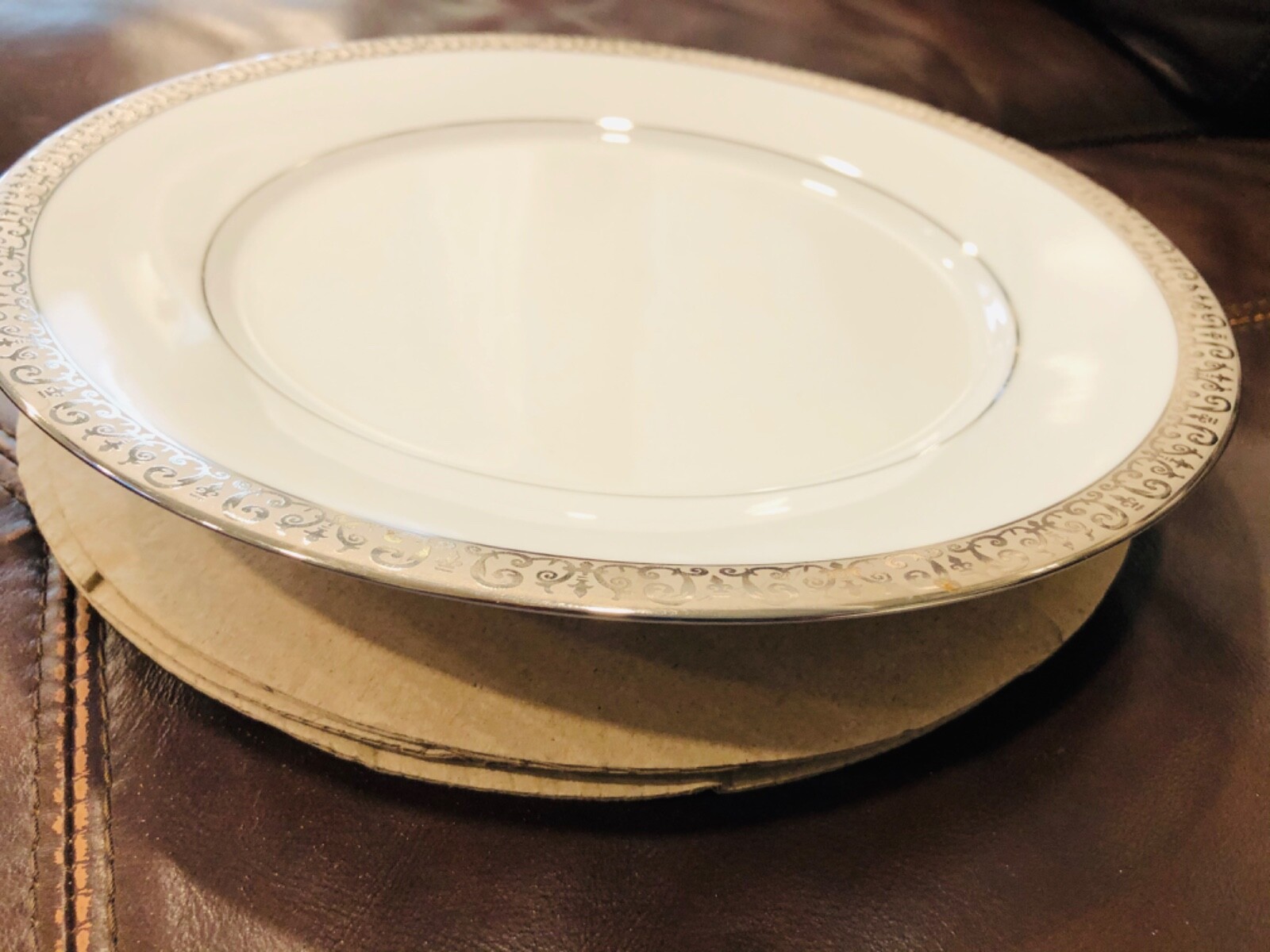 ROYAL GALLERY PLATINUM BUFFET DINNER PLATES 10 1/2” eBay